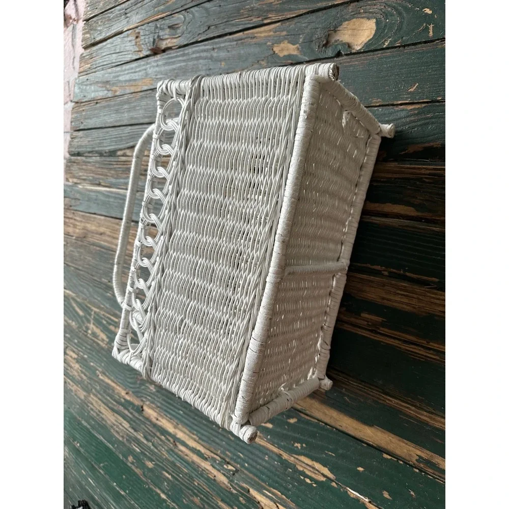 Vintage White Wicker Magazine Rack Basket Storage Handle Cottagecore Coastal